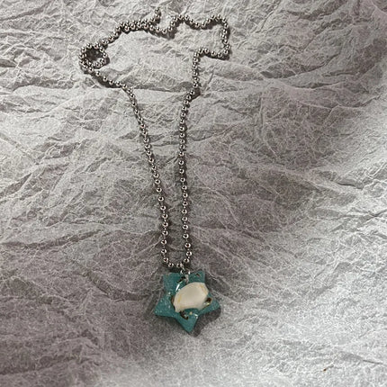 Korean Exquisite Retro Flower Love Heart Beaded Necklace For Women Personality Simple Cool Clavicle Chain Fashion Y2K Jewelry
