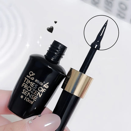 Black Liquid Eyeliner Ultra Fine Natural Smooth Eyeliner Lasting Waterproof Quick Dry Non-Smudging Eye Durable Makeup Cosmetics