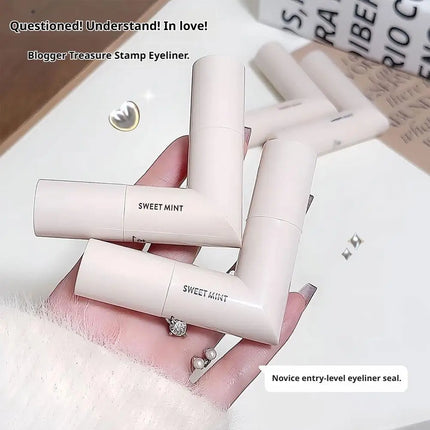 Waterproof Double-Wing Integrated Eyeliner Stamp - Sweat Proof & Long Lasting Easy to Use for Beginners Lazy Makeup Stencil