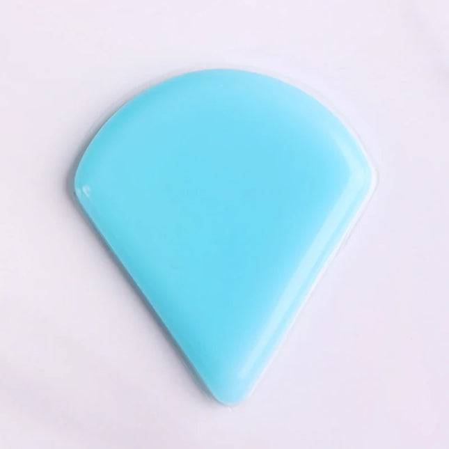 1Pcs BB Cream No Powder Eating Powder Makeup Tools Triangle Soft Silicone Gel Powder Puff Sponge For Cosmetic Face Foundation