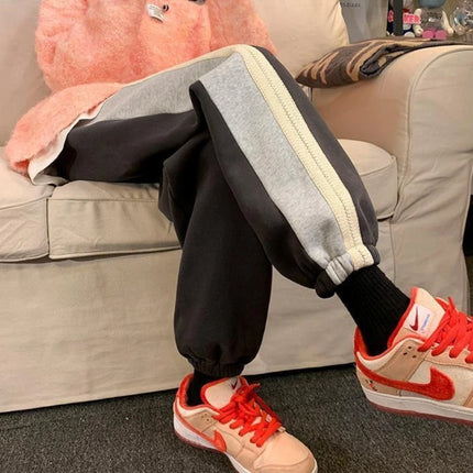 Men's Brown Tapered Leg Joggers Spring Casual Pants Hong Kong Retro American Style with Drawstring Japanese Vintage Look