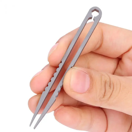 1Piece Portable Titanium Alloy Tweezers Outdoor Survival Camping Travel Mini Tools EDC Equipment Outdoor Tool Camping Supplies