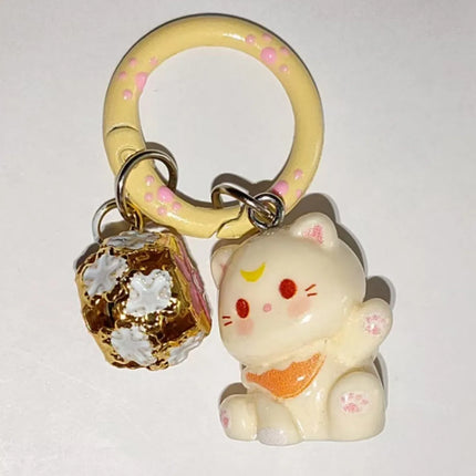 Fluffy Alpaca Elk Capybara Animal Keychains Resin Cartoon Lovely Funny Garlic Goose 3D Doll Pendant Bag Box Car Key Ring Jewelry