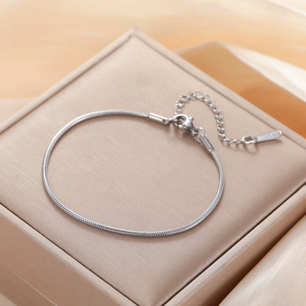 Skyrim Stainless Steel Gold Color Bracelet Twist Figaro Cuban Chain Bracelets Women Trendy Minimalist Jewelry Gifts Wholesale
