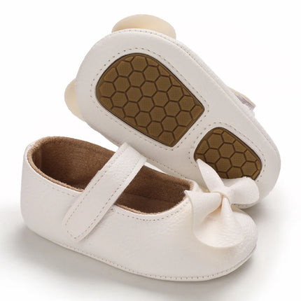 Baby Girl Casual and Comfortable Solid Color Mary Jane Shoes Lightweight and Non Slip Spring and Autumn Walking Shoes
