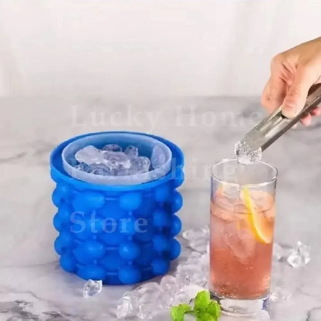 2-in-1 Portable Silicone Ice Cube Maker Cylinder Mold Ice Bucket with Lid Space Saving Wine Whiskey Chiller Bar Kitchen Gadgets