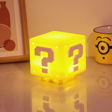 Super Mario Night Light with Music LED USB / Veilleuse Super Mario Musique LED