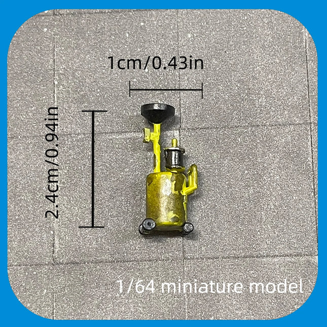 Detailed Scene: 1:64 Scale Miniature Model Repair Shop, Mini Oil Collector Ornament, Car Model Scene with Vintage Layout
