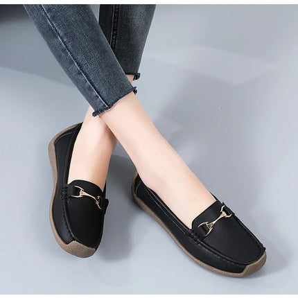 Vulcanize Women Shoes Flats Leather Moccasins Sneakers Designer Shoes for Women Slip-on Loafers Female Boat Shoes Big Size 43