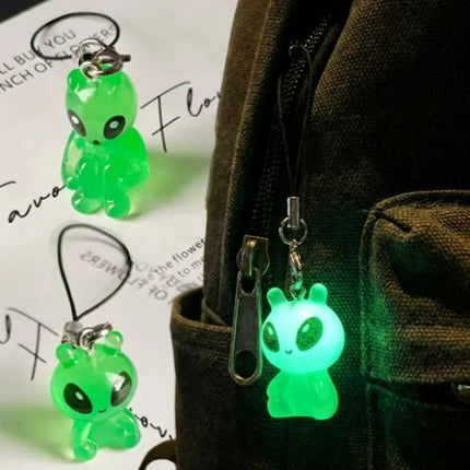 1/3pcs Luminous Alien Keychain Glow in The Dark for Phone Strap Backpack Bag Charms Funny Pendants for Women Men DIY Decoration