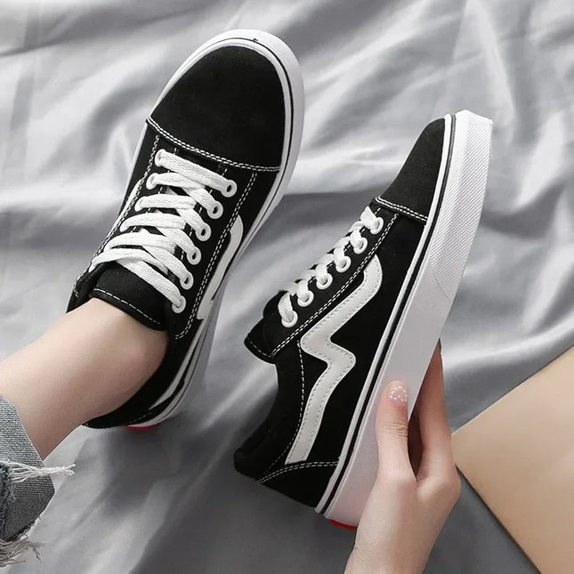 Women Outdoor Breathable Skateboarding Canvas Walking trainers Youth Students Flat Jogging Sneakers Low Upper White Shoes Tennis