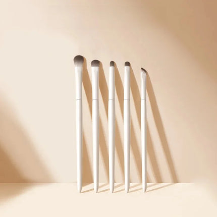 Cloud Porcelain 8-Piece Eyeshadow Brush Set Soft Bristle Blade Edge Eyeshadow Brush Nasal Shadow Brush Eye Makeup Diffusion Brus