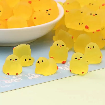 5-40PCS Mini Fluorescence Chicken Moss Toy Microlandscape Miniature Chick Figurines Fairy Garden Accessories Home Decor Crafts