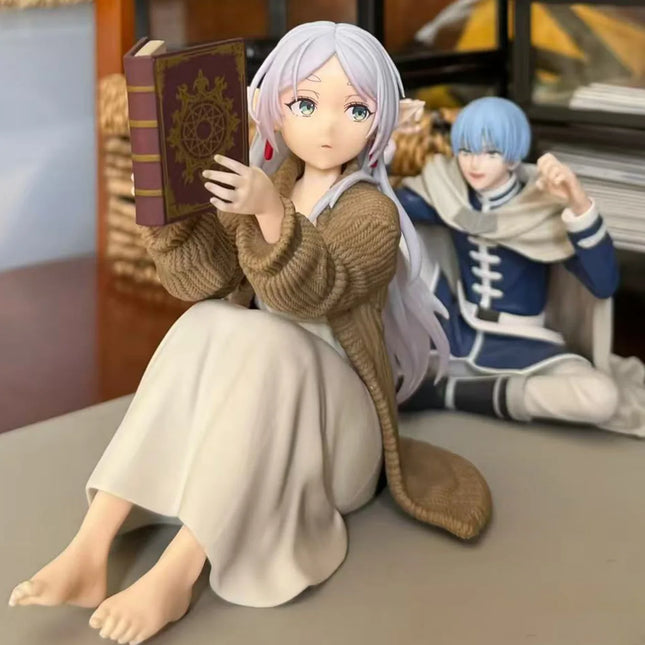 12CM Frieren Anime Figure - Cute Night-Suit Action Figure Figurine Model Doll Toy for Desktop Collection beyond Journey's End