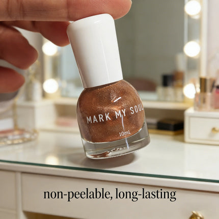 S163 Copper 10ml No-Bake Cat Eye Nail Polish. Crystal Berry color series base with berry red fragments. Quick-drying