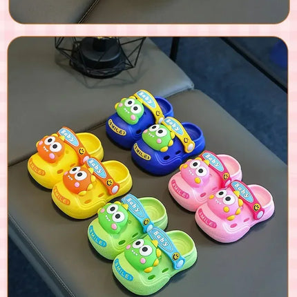 2025   Children's Slippers Cute Cartoon Girls Boys with Soft Soles Baby Bags Perforated Shoes Home and Baby Sandals***