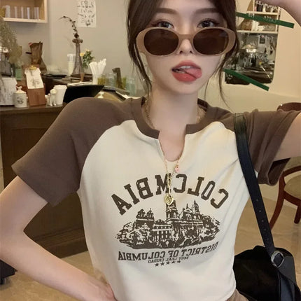 2023 New Summer Women's T-shirt American Style Vintage Design Sensibility Cropped Student Top Trendy V-neck Short Sleeves