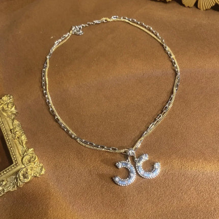 Luxurious Letter Necklace Pearl Dot Sweater Chain Elegant Style Fashion Commute Light Luxury Trend Autumn Winter Jewelry