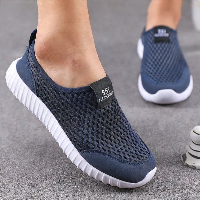 Lightweight Women Slip-On Mesh Shoes Quick-Drying Breathable Shoes 2026 Fashion Comfortable Walking Athletic Sneakers for Women