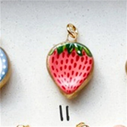 Simple and versatile color blocking butterfly love flower DIY pendant accessories gold-plated color preservation