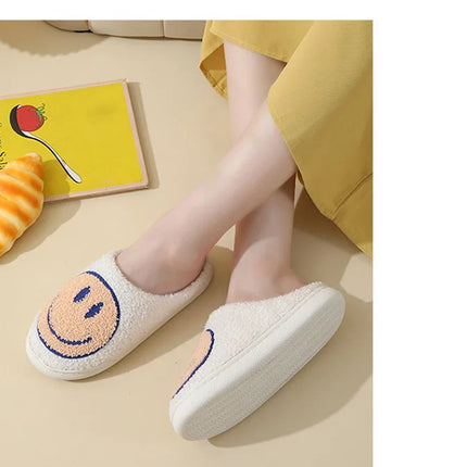 Cute Smiles Women's Fluffy Slippers Winter Indoor Closed Toe Warm Couple Slippers Woman Non-slip Flat Heel Fur Home Slides Shoes