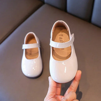 ‌Plain Patent Leather Ballet Flats for Baby Girls  Concise Round-Toe Mary Jane Shoes  Red/White Kids Soft Sole