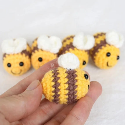 10/1PCS Crochet Bees DIY Handmade Knitted Keychain Keyring Crocheted Mini Bees Pendants Car Key Ring Handbag Charms Gifts