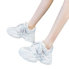 WHITE / 40