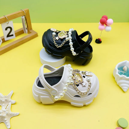 New Fashionable and Versatile Clogs Soft-Soled Non-Slip Toe-Cap Sandals Cartoon Pearl Chain Crown Bear Boys and Girls Family Slippers 606