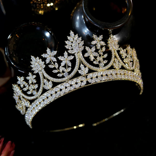 ASNORA Shiny High-Quality Hair Jewelry CZ Crowns, Bride Tiara Princess Birthday Wedding Accessories， Rose Gold Headdress