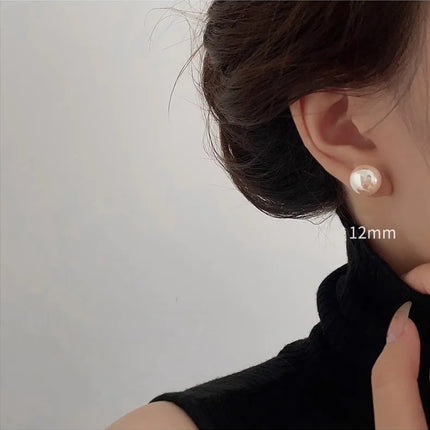 French Simple Pearl Silver Needle Earrings for Women Exquisite Imitation Pearl Elegant Stud Earrings Wedding Party Jewelry