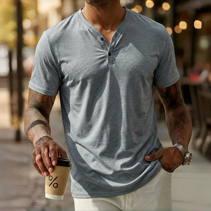 Men's solid color V-neck Henley short-sleeved T-shirt, casual button-down placket, everyday commuting base layer.