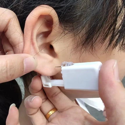 Safety Ear Piercer Gun Kit Women Men Disposable No Inflammation Ear Piercing Device Simple Daily Fashion Jewelry Piercing Tool