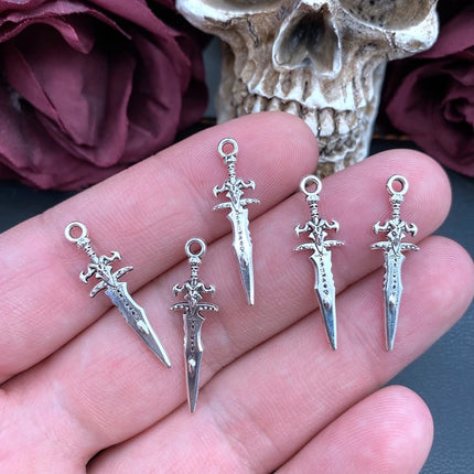 20pcs 29*9mm Wholesale Metal Alloy Mini Sword Charms Weapon Pendant for Jewelry Making DIY Handmade Craft Pendant Accessories