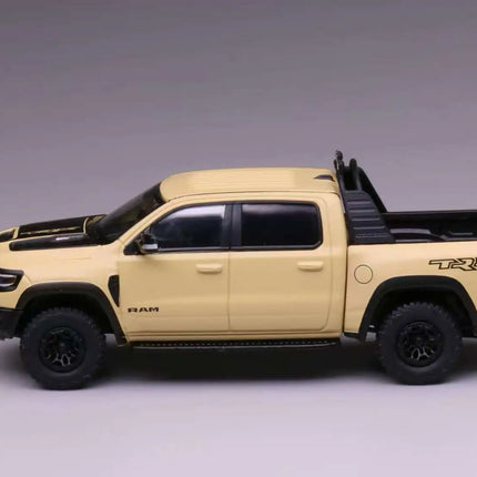 596 1:64 Alloy Car Model Toy Gift Ornaments