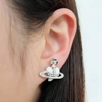 Fashion Love Saturn Necklace For Women Retro Stud Earrings Jewelry Metal Planet Sweater Chain Pendant Necklace Gifts Accessories