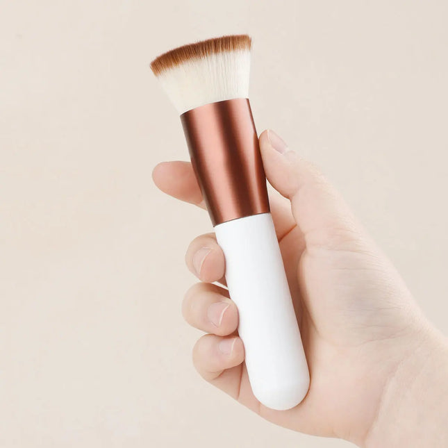 1Pcs large flat head foundation make-up BB cream liquid foundation soft hair seamless makeup brush concealer