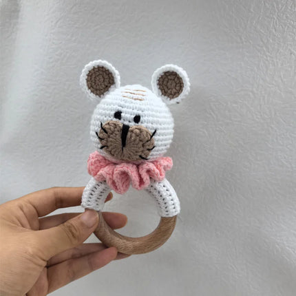1Pc Baby Rattle Wooden Teether Music Ring Crochet Animal Otter Music Rattles Soother Bracelet Toddler Toys Baby Teething Gifts