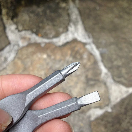 New Portable Screwdriver Outdoor EDC Key Chain Portable Multifunctional Flat Head Screwdriver Cross Key Ring Wholesale