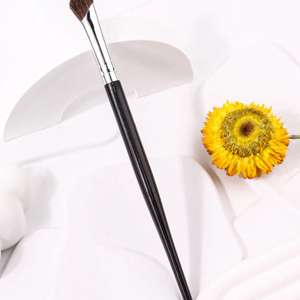 3D Nose Shadow Brush V Face Contour Makeup Brushes Soft Hair Blush Highlight Powder Cosmetic Women Facial Beauty Tools