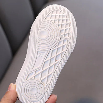 Chaussures en toile mi-montantes pour enfants Chaussures pour enfants décontractées confortables à semelle souple pour garçons et filles Chaussures de planche antidérapantes et respirantes