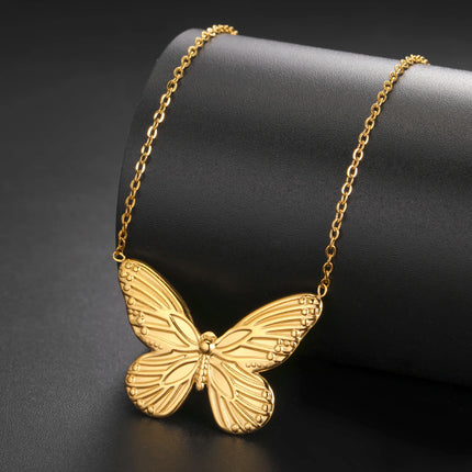 Lucktune Gold Color Butterfly Pendant Necklace Women's Stainless Steel Necklace Fashion Animal Jewelry Party Gifts Wholesale