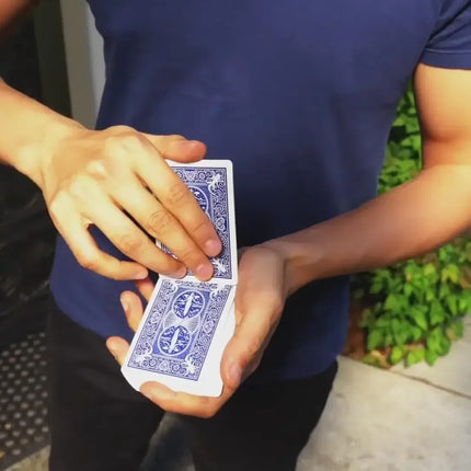 Chromosome Gradual Color Change Card Magic Trick Magia Magie Street Professional Magicians Props Close Up Illusions Gimmicks