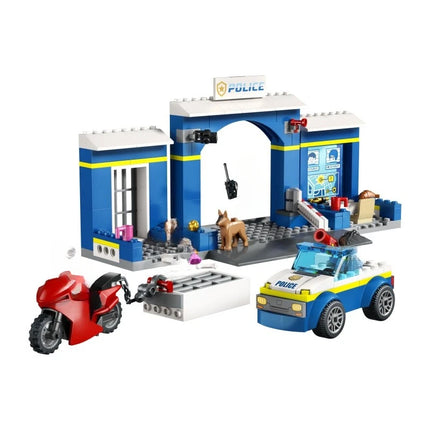 Compatible with the city series police department big hunt boy assembling building block toy children's Day gift police dog60370
