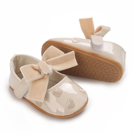 Spring and Autumn Embroidered Peach Heart Step Bow-knot Baby Shoes 0-1 Year Old Hand held Male and Female Baby Soft Bottom
