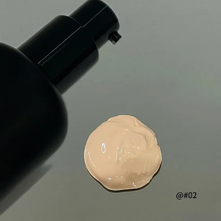 Misty Soft Matte Liquid Foundation Has a Creamy Texture That Is Light and Breathable. It Is Long-Lasting, Waterproof, Oil-Controlling, and Does Not Remove Makeup. Beginners Can Apply Makeup Easily