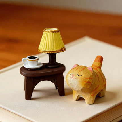 Cute Golden gradient Cat Figurine Decorative Wooden Ornament Miniature Kitten Home Bedroom Office Desk Decoration Gift Statue