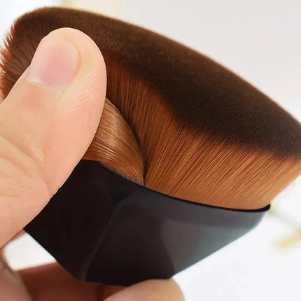 Streak-Free Foundation Brush - High-Density Vegan Fiber for Liquid & BB Cream, Magic  Application, Travel-Friendly Beauty Tool