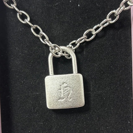 Smooth Matte Finish Metal Lock Necklace Same As Huang Xuanchen's Style New Punk Necklace Men Women Jewelry Couple Fans Collect