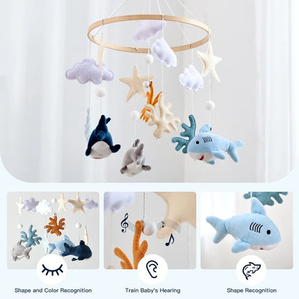 Wooden Baby Crib Mobile Toy Baby Crib Bell Rattle Toy Soft Felt Cartoon Shark Mobile Hanging Newborn Crib Bell Stand Toy